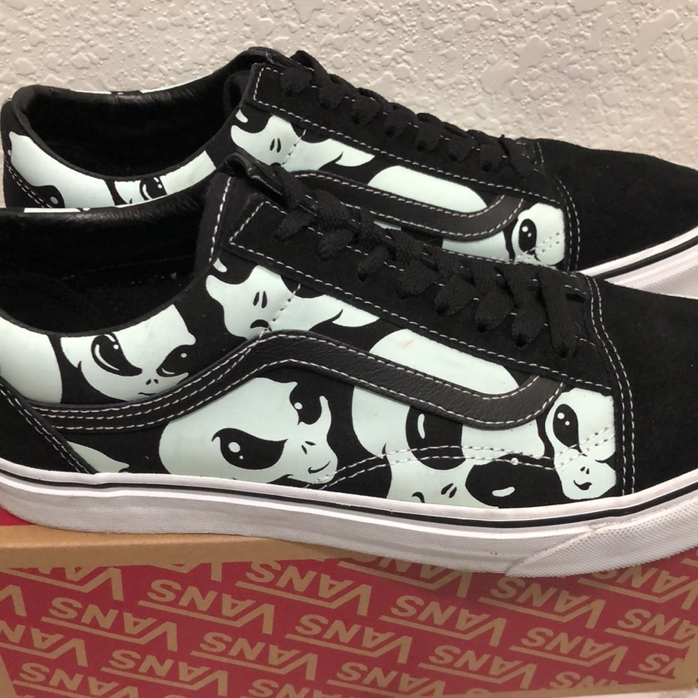 VANS old skool Glow in the Dark Sneakers - Picture 3 of 8